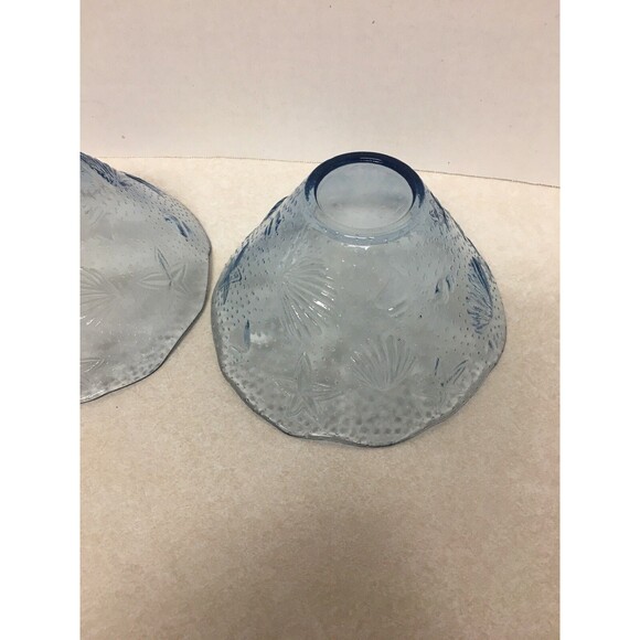 2 Blue Textured Glass  Ruffle Edge Serving Bowl 6" Sea Shells And Stars - Picture 4 of 5